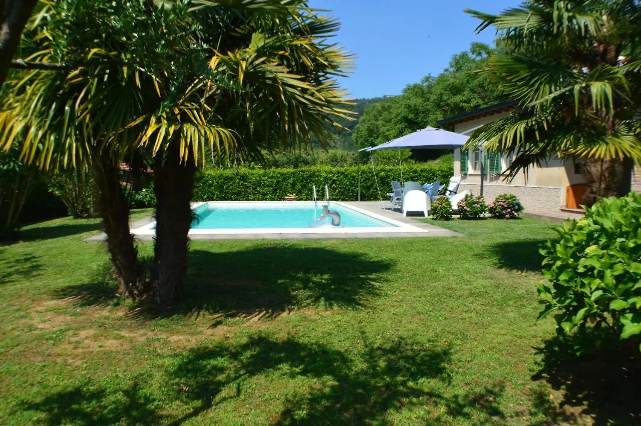Casa Girasole Villa Camaiore 0*,